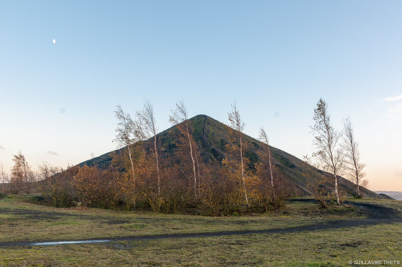 photo terril de loos en gohelle