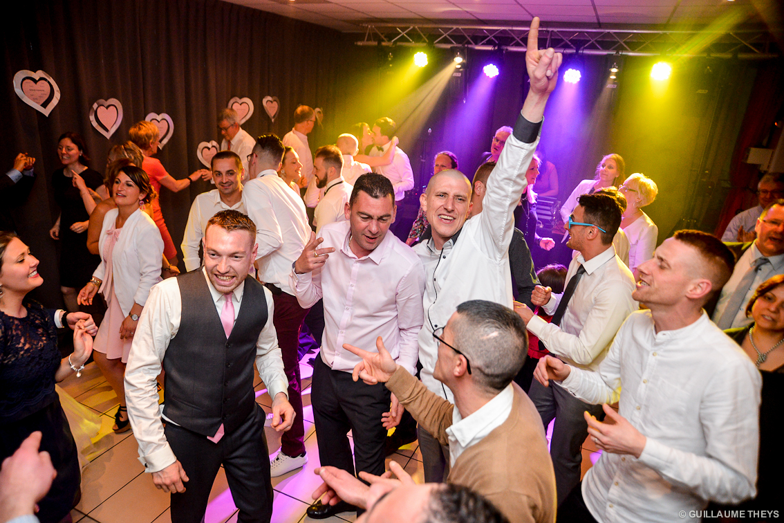 Photographe mariage salle du château Comines